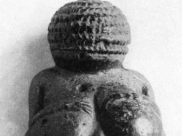 Venere di Willendorf in bianco e nero