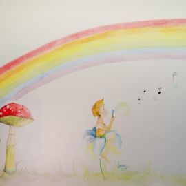 Murales per bambini con arcobaleno grande in scuola di musica 